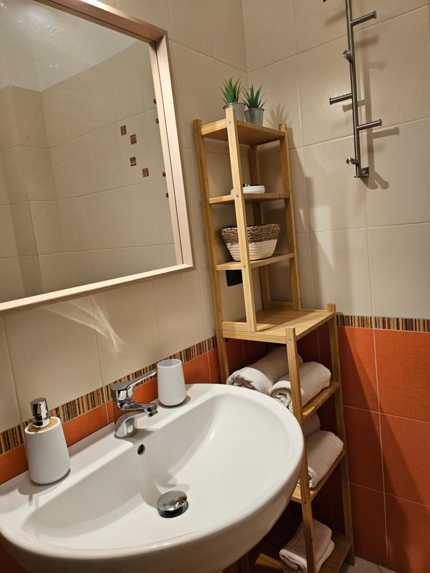 Divina House Daire Marino Dış mekan fotoğraf